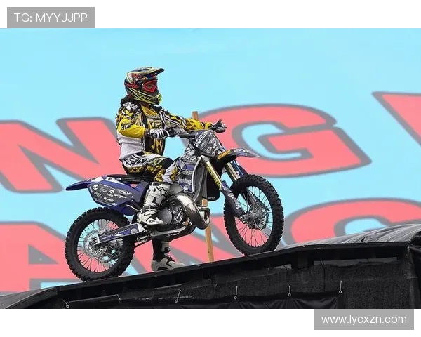 城市马拉松评析：上海极限运动队展现非凡实力与团队精神