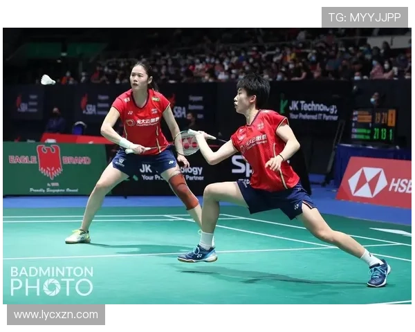 广州羽毛球队区域防守策略解析与战术应用探讨