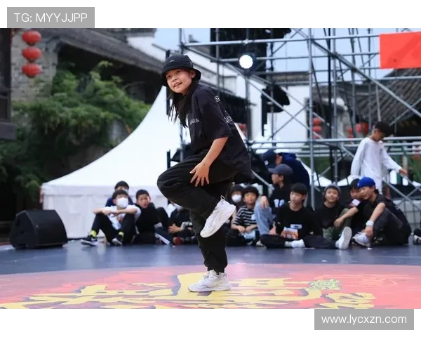 广州街舞队的奋斗与荣耀：一段激情燃烧的街舞纪实之旅