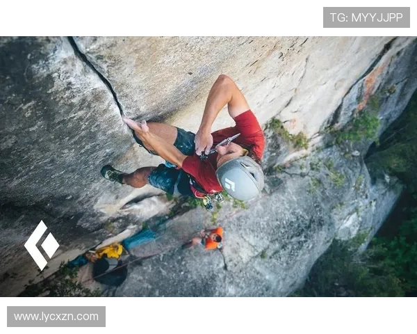 成都攀岩队比赛经验分享：探索攀岩技巧与团队合作的奥秘