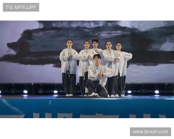 成都街舞队在世界攀岩锦标赛中的精彩表现与状态分析 成都街舞队在世界攀岩锦标赛中的精彩表现与状态分析